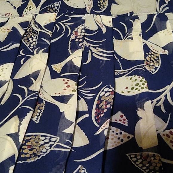 Old Navy skirt size large, flower print design NWT - Picture 4 of 4